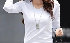 骑师与女记者马棚偷情